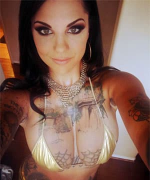 Atriz porno cpm tatuagem Bonnie Rotte Deliciosa Atriz Porno Tatuada No Boafoda